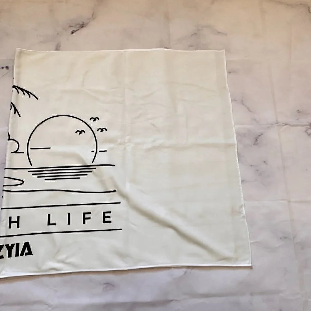 NWOT Zyia Beach Life Microfiber Stretch Towel in Gray